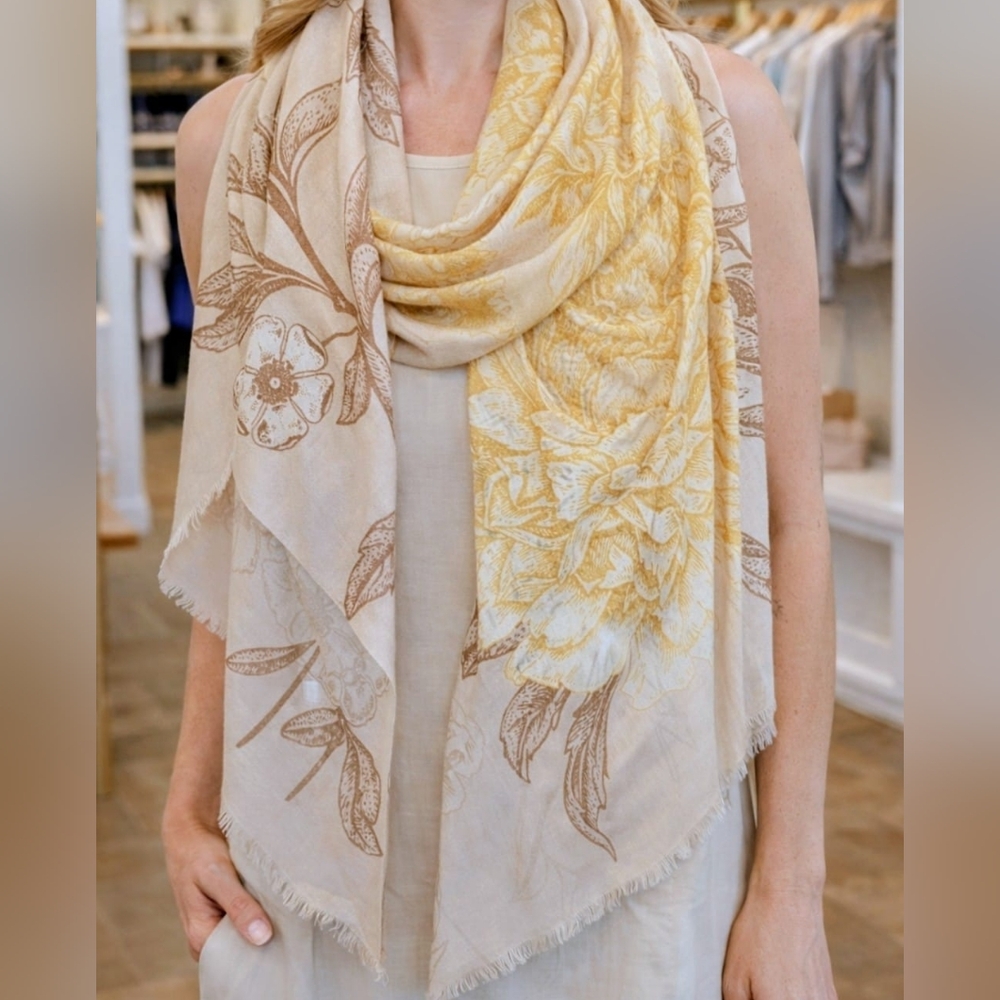 La florientina Floral Beige and Yellow, 100% Wool Scarf, NWT